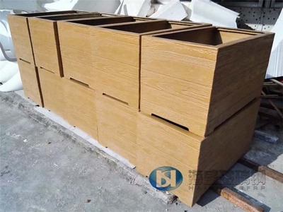 仿木紋玻璃鋼花盆廠家