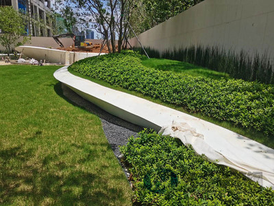 白色異型玻璃鋼樹池造型