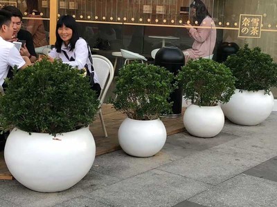 圓形白色玻璃鋼花盆