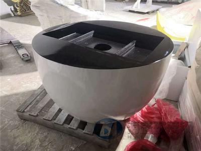 圓形玻璃鋼展臺(tái)造形