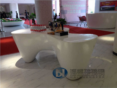 異型玻璃鋼展臺(tái)加工