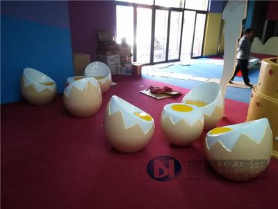 玻璃鋼茶幾椅子