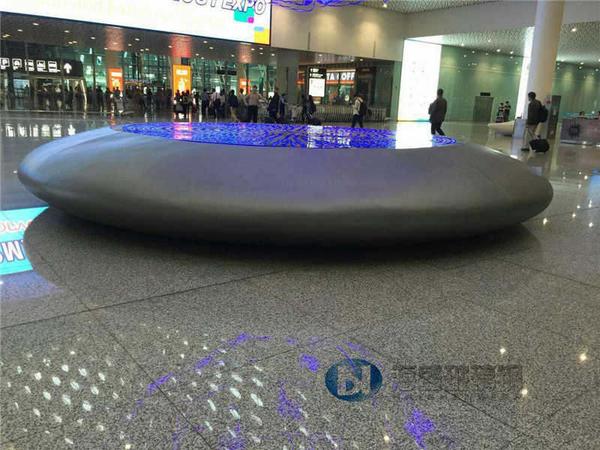 深圳機場圓盤造型